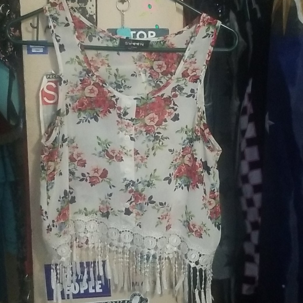 Cream floral tank top with fringe size S